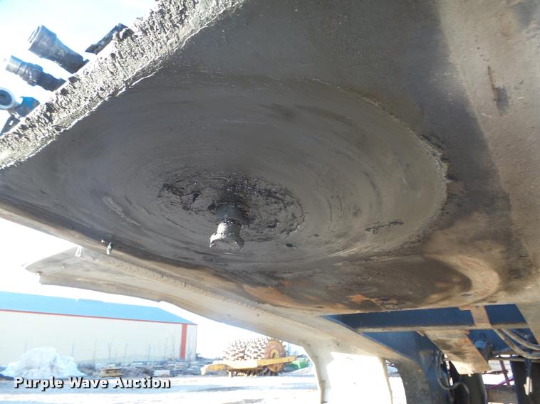 image for item L4226 1993 Landoll Easy-Hooker lowboy equipment trailer