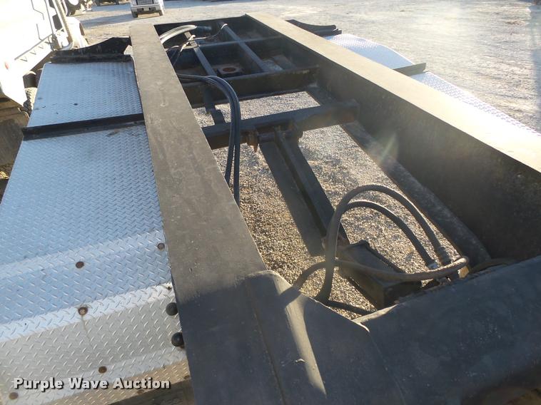 image for item L4226 1993 Landoll Easy-Hooker lowboy equipment trailer