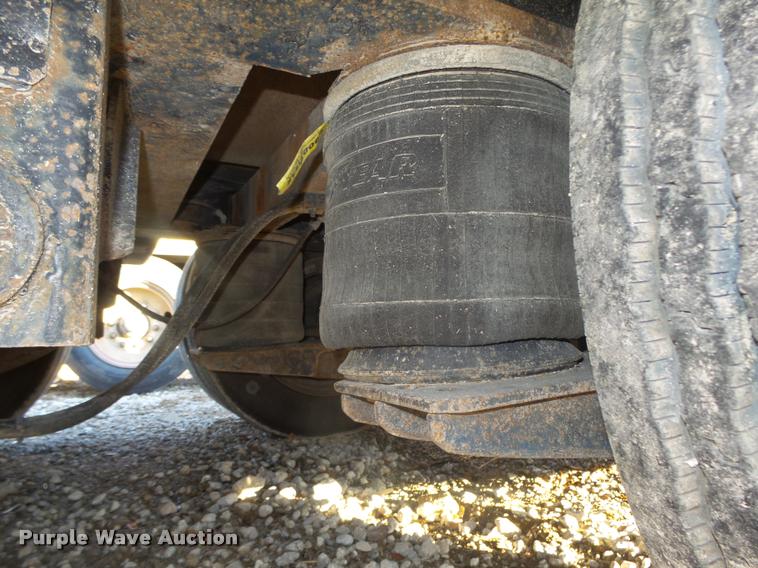 image for item L4226 1993 Landoll Easy-Hooker lowboy equipment trailer