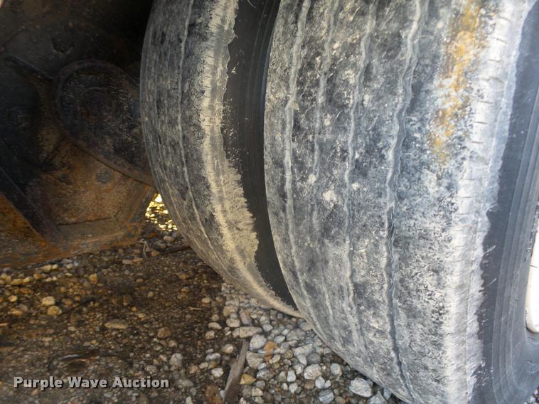 image for item L4226 1993 Landoll Easy-Hooker lowboy equipment trailer