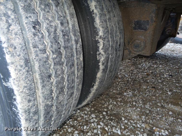 image for item L4226 1993 Landoll Easy-Hooker lowboy equipment trailer