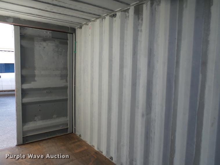 image for item L4227 2003 Tex storage container