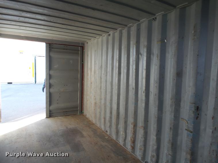 image for item L4228 2003 Tex storage container