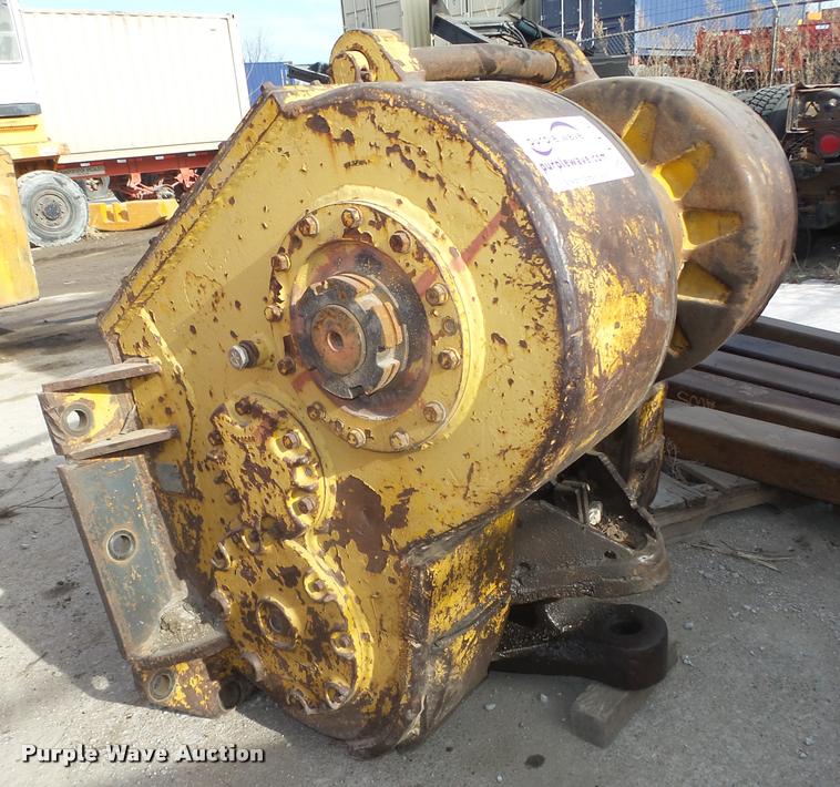 image for item L4232 Caterpillar winch