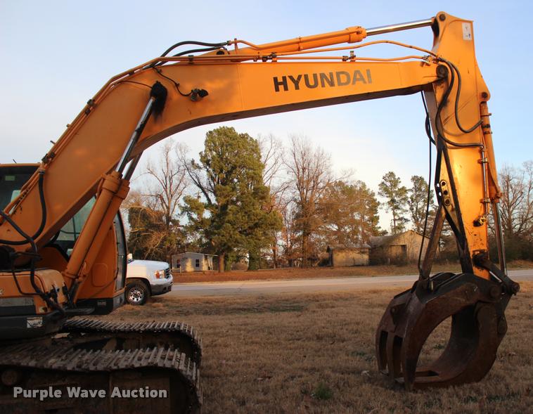 image for item L4943 2011 Hyundai Robex 210LC-9 excavator