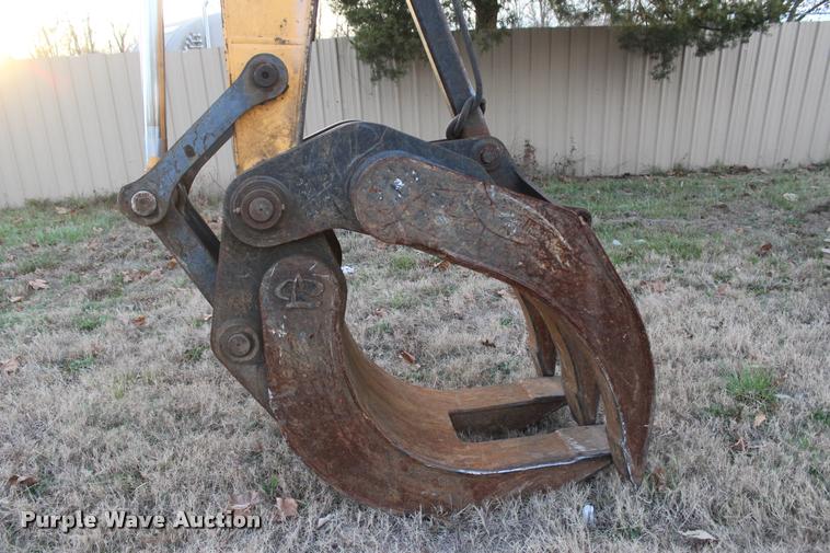 image for item L4943 2011 Hyundai Robex 210LC-9 excavator