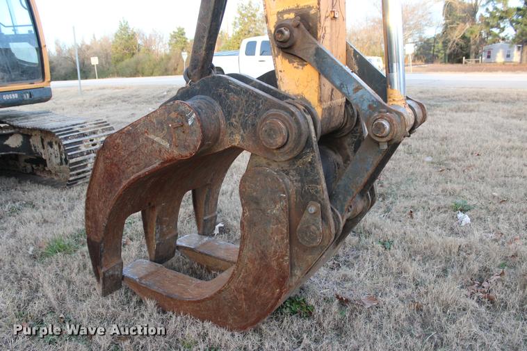 image for item L4943 2011 Hyundai Robex 210LC-9 excavator
