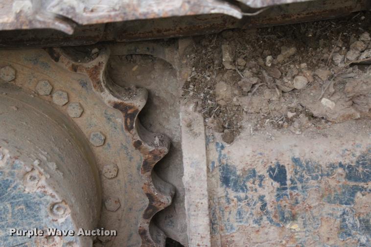 image for item L4943 2011 Hyundai Robex 210LC-9 excavator