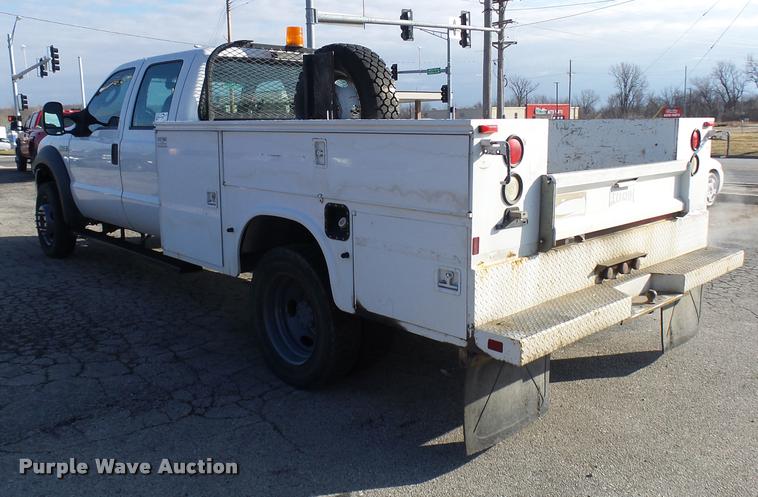 image for item L7193 2006 Ford F550 XL Crew Cab service truck