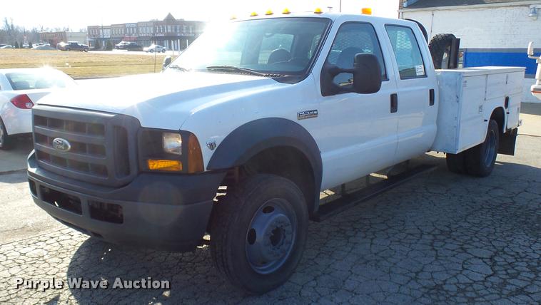 image for item L7193 2006 Ford F550 XL Crew Cab service truck