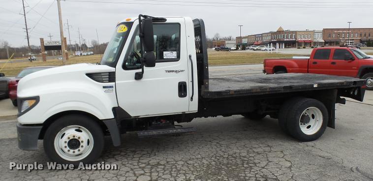 image for item L7202 2012 International TerraStar flatbed truck