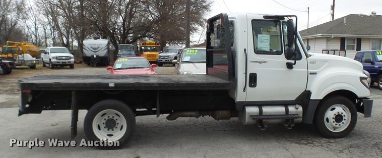 image for item L7202 2012 International TerraStar flatbed truck