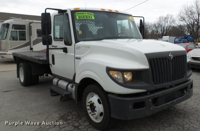 image for item L7202 2012 International TerraStar flatbed truck
