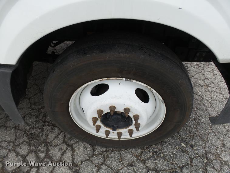 image for item L7202 2012 International TerraStar flatbed truck