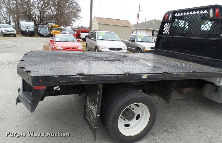 image for item L7202 2012 International TerraStar flatbed truck