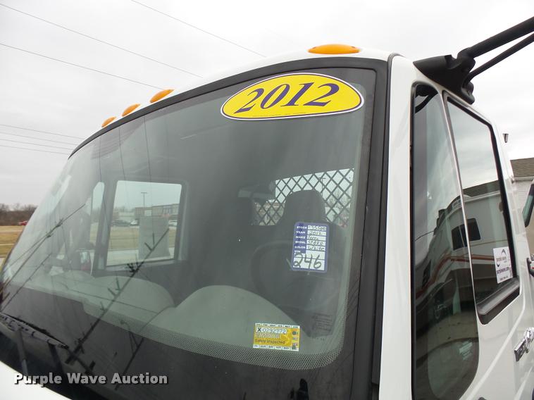 image for item L7202 2012 International TerraStar flatbed truck