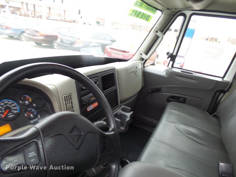 image for item L7202 2012 International TerraStar flatbed truck