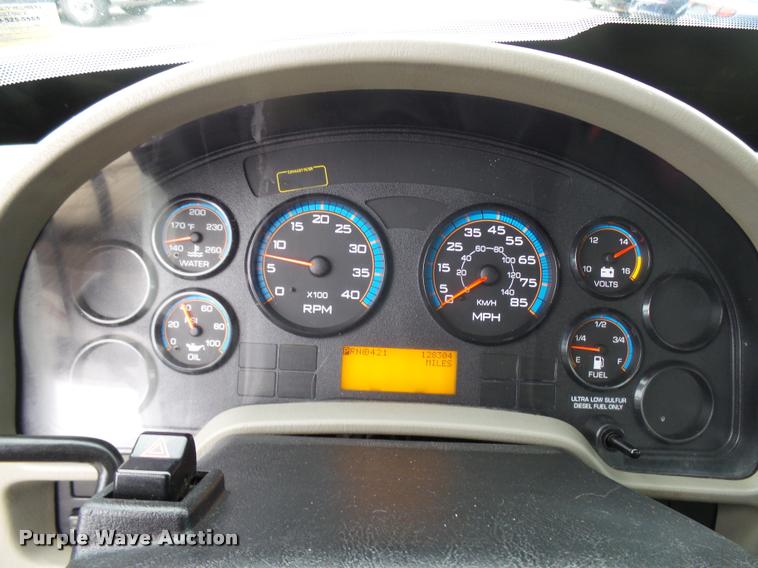 image for item L7202 2012 International TerraStar flatbed truck