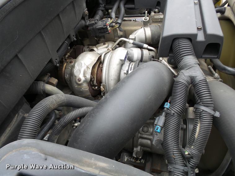 image for item L7202 2012 International TerraStar flatbed truck