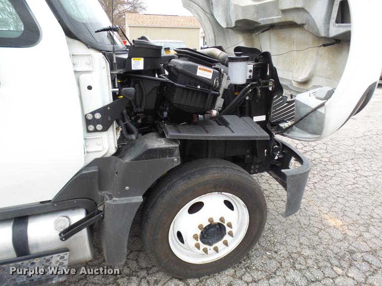 image for item L7202 2012 International TerraStar flatbed truck