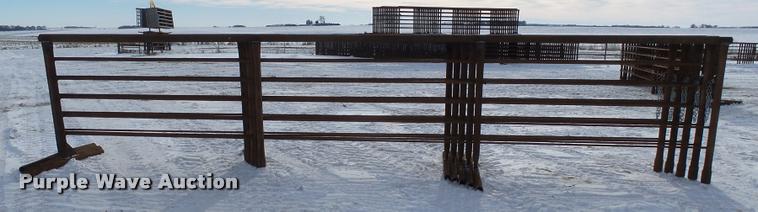 image for item AL9049 (5) cattle panels