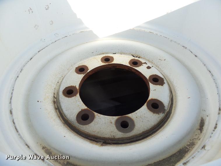 image for item AL9050 (4) Firestone 23.1-26 tires