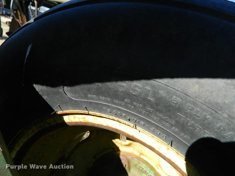 image for item BK9306 John Deere 335 disk