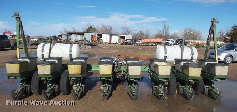 image for item BU9280 John Deere 7000 planter