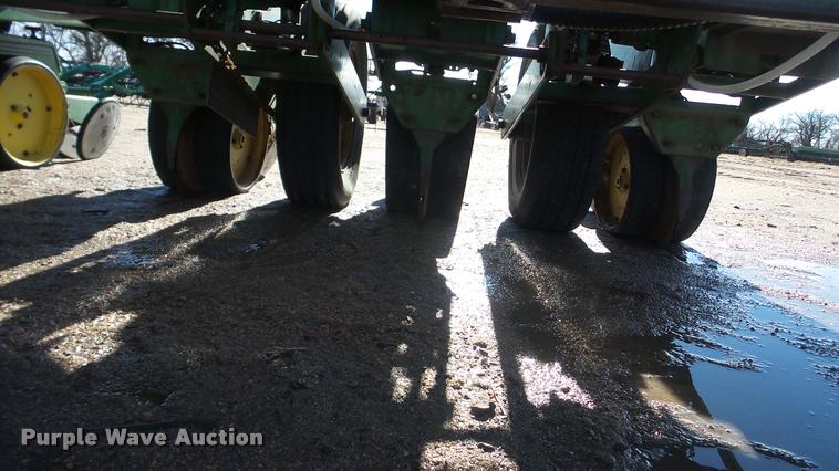 image for item BU9280 John Deere 7000 planter