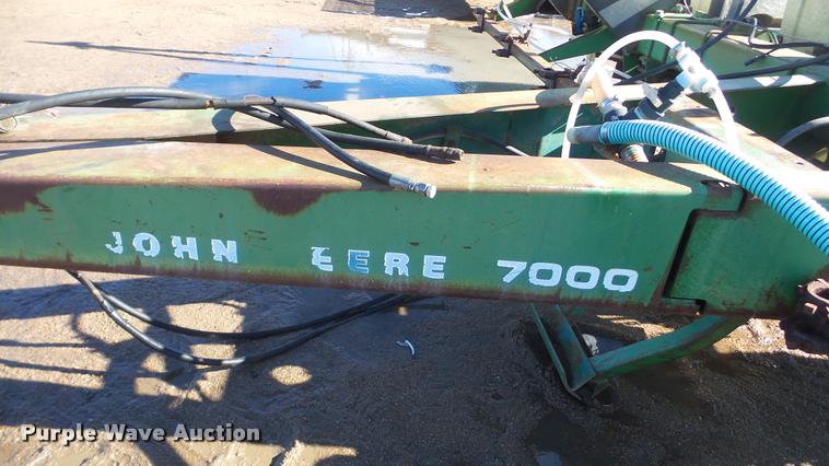 image for item BU9280 John Deere 7000 planter