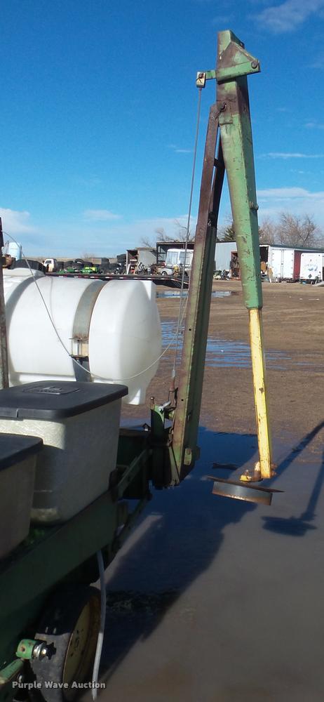 image for item BU9280 John Deere 7000 planter