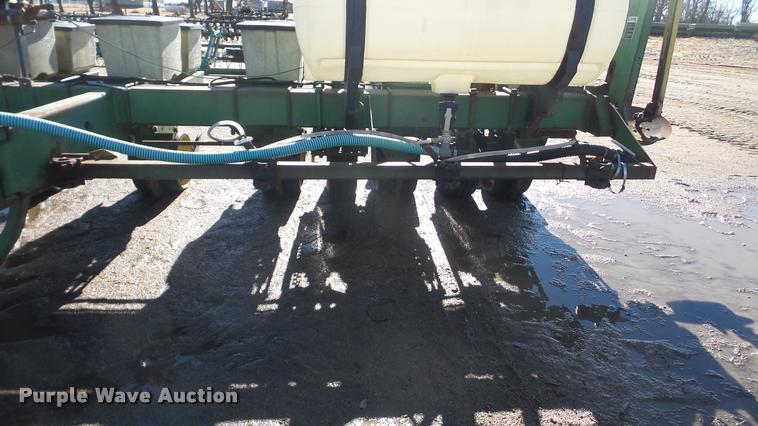 image for item BU9280 John Deere 7000 planter