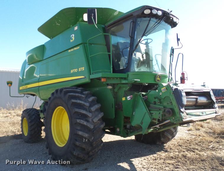 image for item BZ9247 2008 John Deere 9770 STS combine