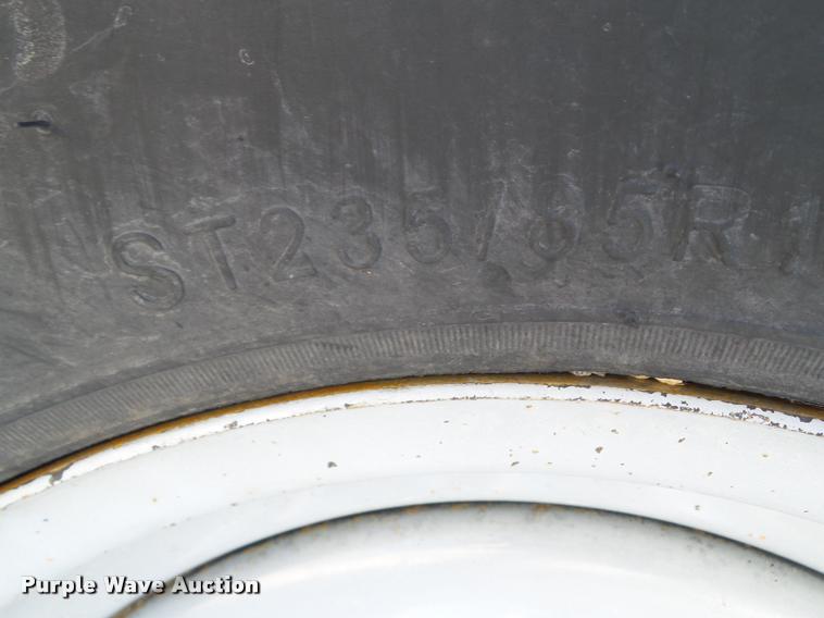 image for item BZ9975 2013 Exiss Sooner SR-624 livestock trailer