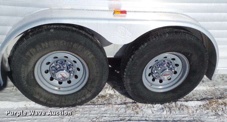 image for item BZ9975 2013 Exiss Sooner SR-624 livestock trailer