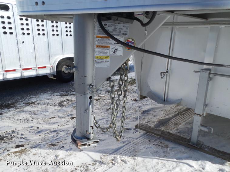 image for item BZ9975 2013 Exiss Sooner SR-624 livestock trailer