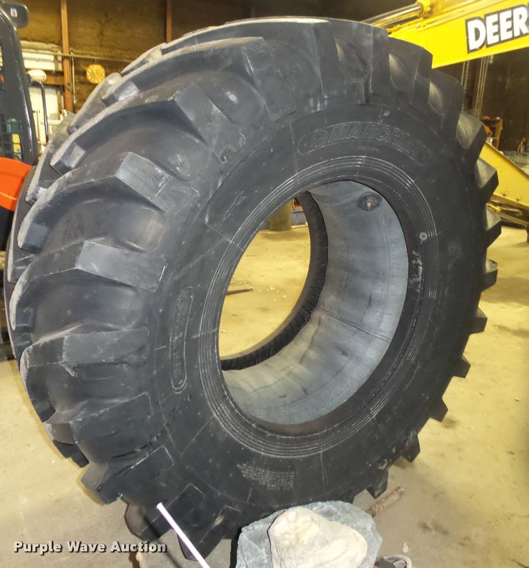 image for item CA9355 (2) Marcher 30.5L-32 tires