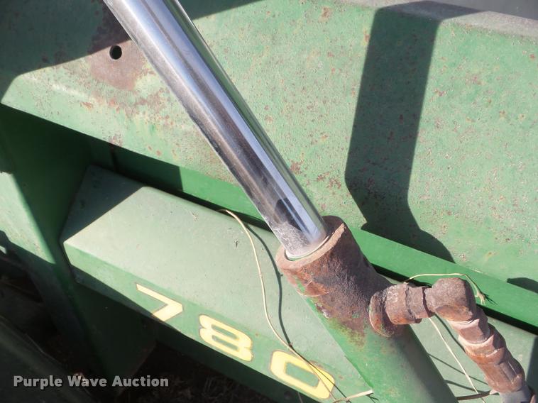 image for item DA5219 John Deere 780 manure spreader