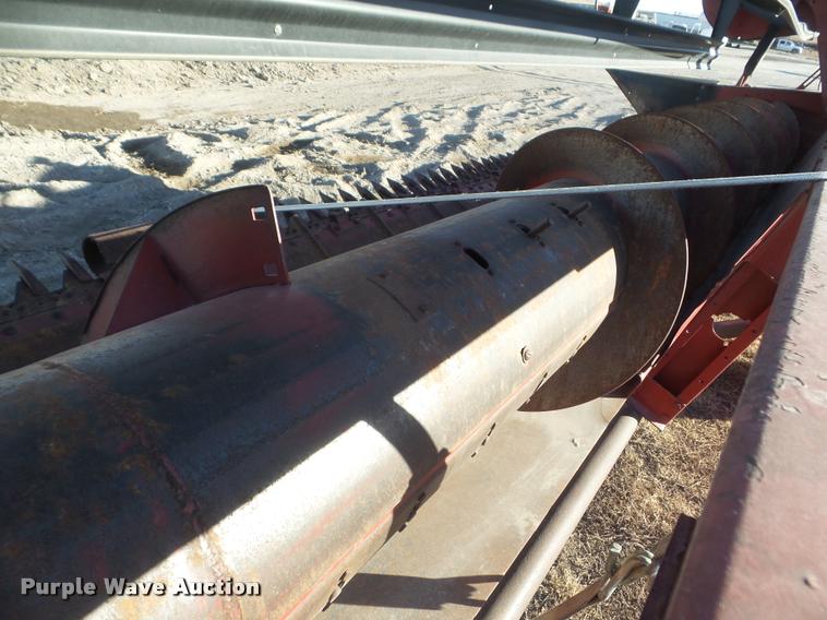 image for item DA5221 1987 Case IH 1010 rigid head