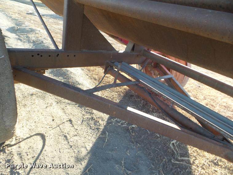 image for item DA5221 1987 Case IH 1010 rigid head