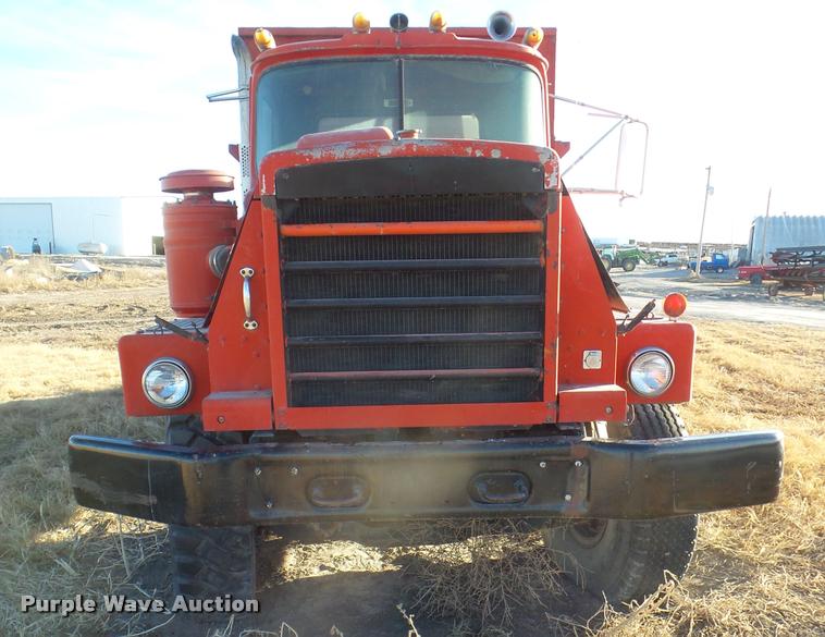 image for item DA5222 1978 Mack manure spreader truck