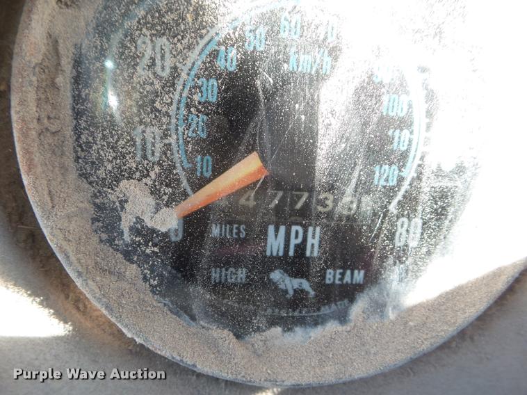 image for item DA5222 1978 Mack manure spreader truck