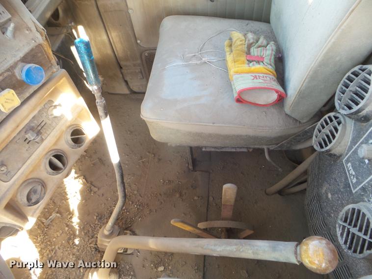 image for item DA5222 1978 Mack manure spreader truck