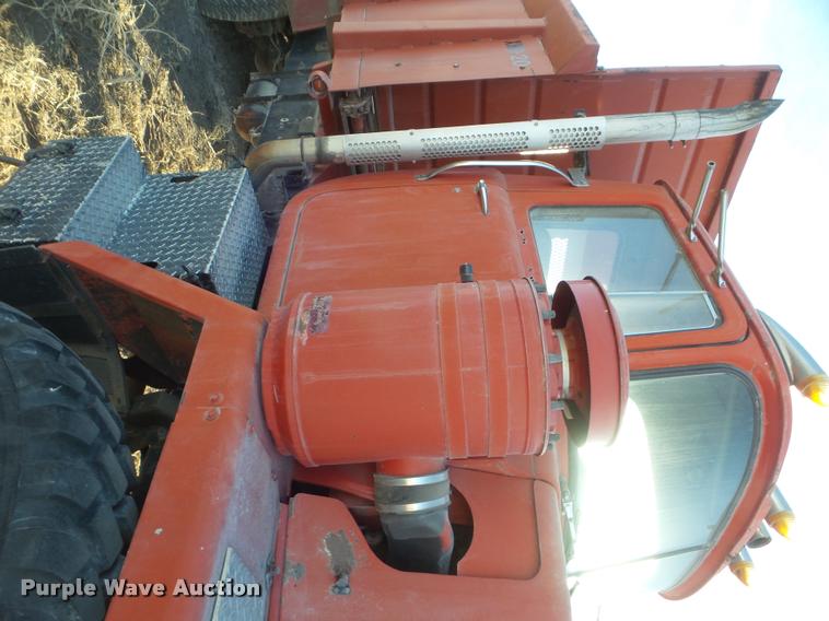 image for item DA5222 1978 Mack manure spreader truck