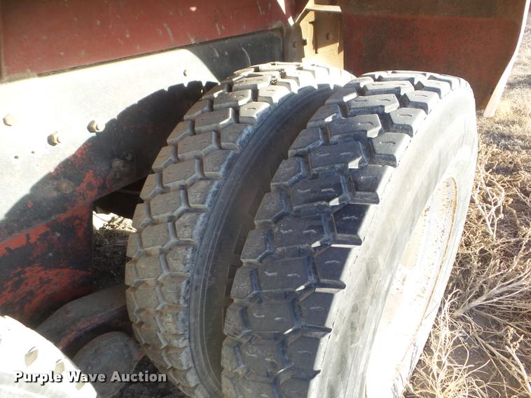 image for item DA5222 1978 Mack manure spreader truck