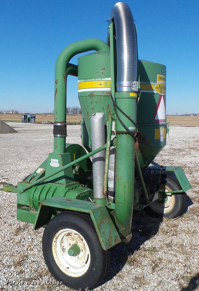 image for item DA9295 Walinga 614 grain vacuum