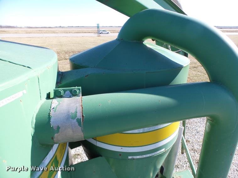 image for item DA9295 Walinga 614 grain vacuum