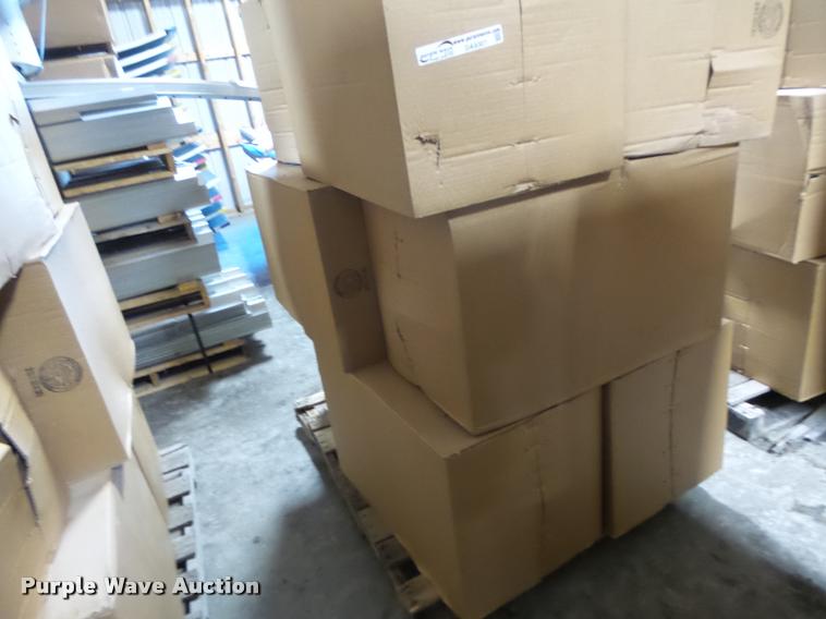 image for item DA9301 (10) 15" vents with screens