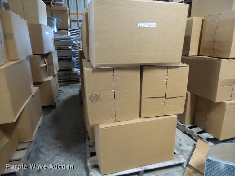 image for item DA9306 (10) 15" vents with screens