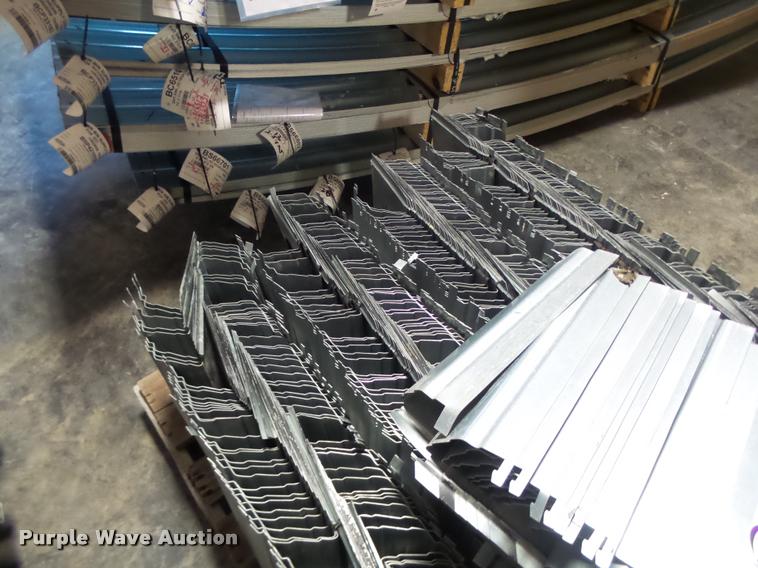 image for item DA9307 18 gauge floor supports